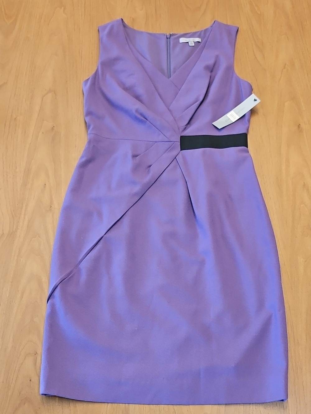 Classiques Entier Lavender Twist Sheath Dress with Black Waist Band Size 10